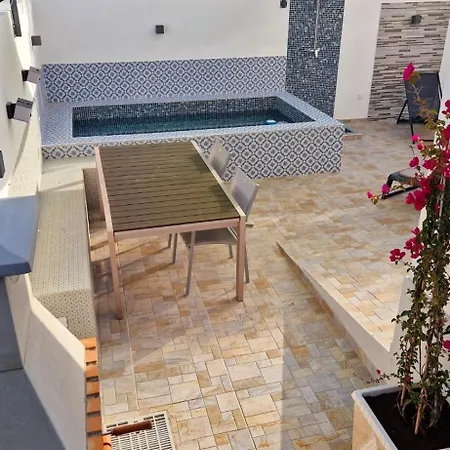 Estrelasdourada Limoeiro Apartman