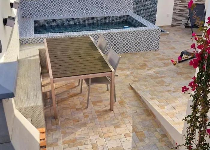 Estrelasdourada Limoeiro דירה